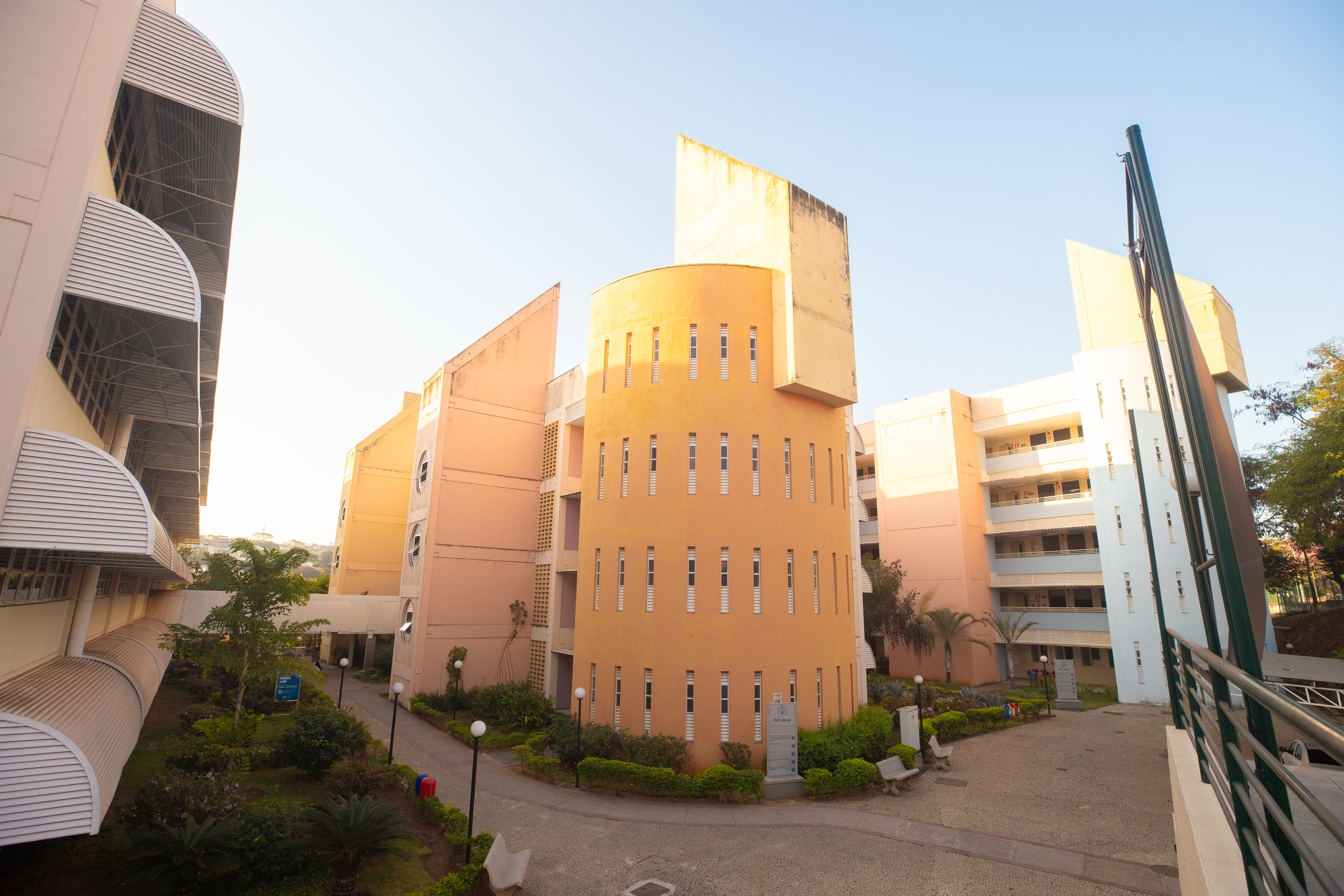 PUC Minas Barreiro