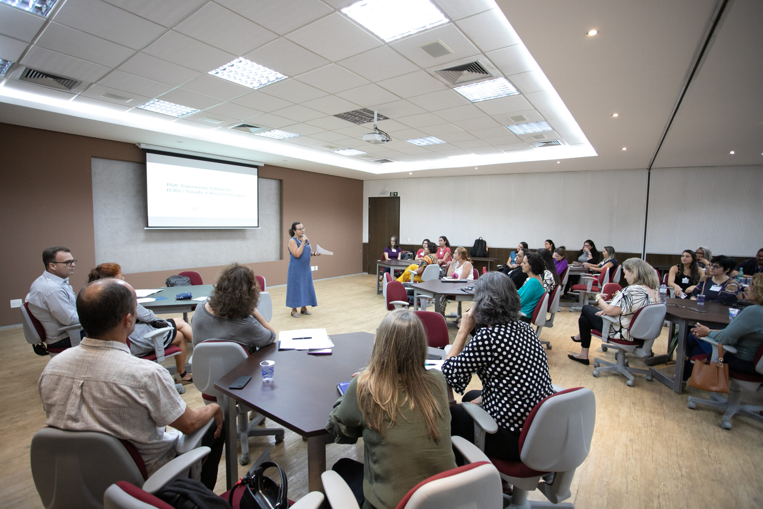 PUC Carreiras e ICBS promovem encontro entre professores e empresas da área da saúde parceiras da PUC Minas