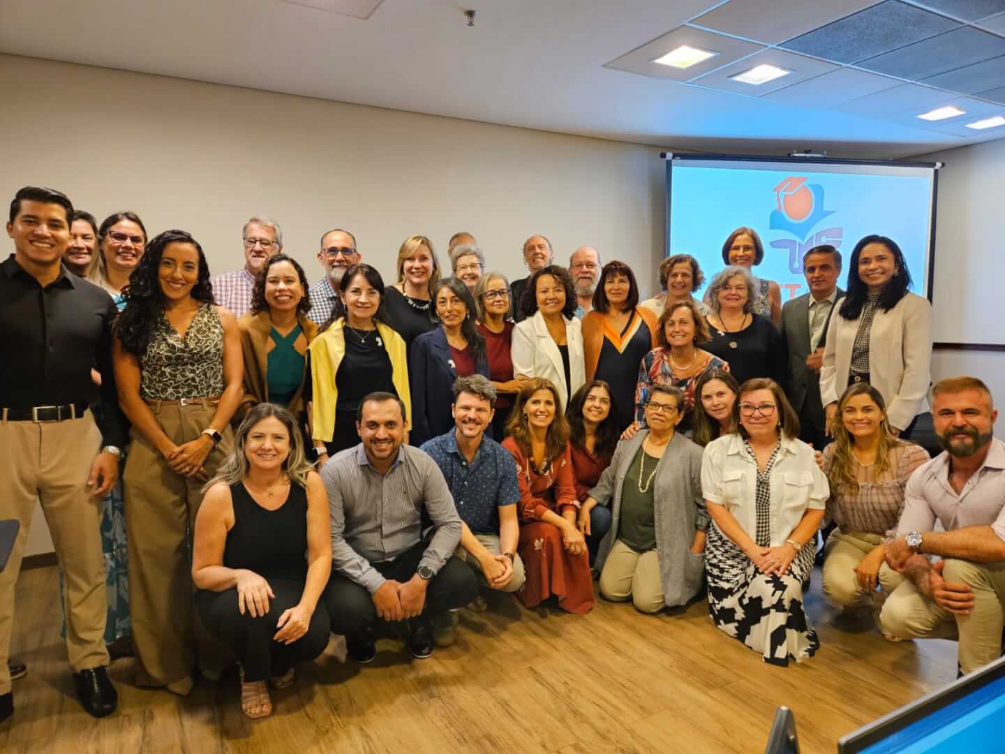 Professoras da PUC Minas colaboram com avaliação de projetos do PET-Saúde Digital em Brasília