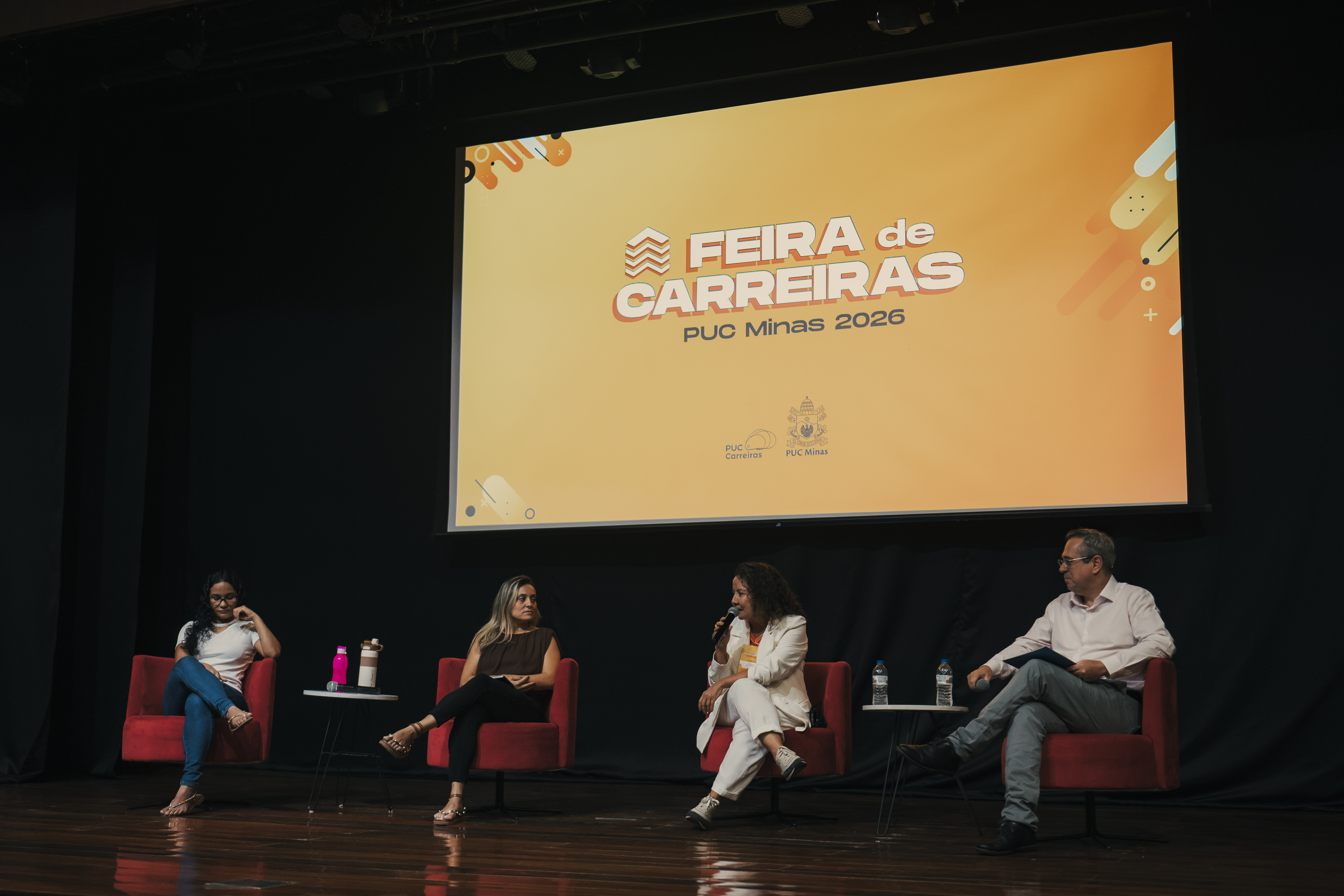 abertura Feira de Carreiras PUC Minas 2026